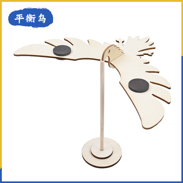 Balance bird, handmade DIY technology small production center of gravity Eagle scientific experimental equipment puzzle creation invention recommendation