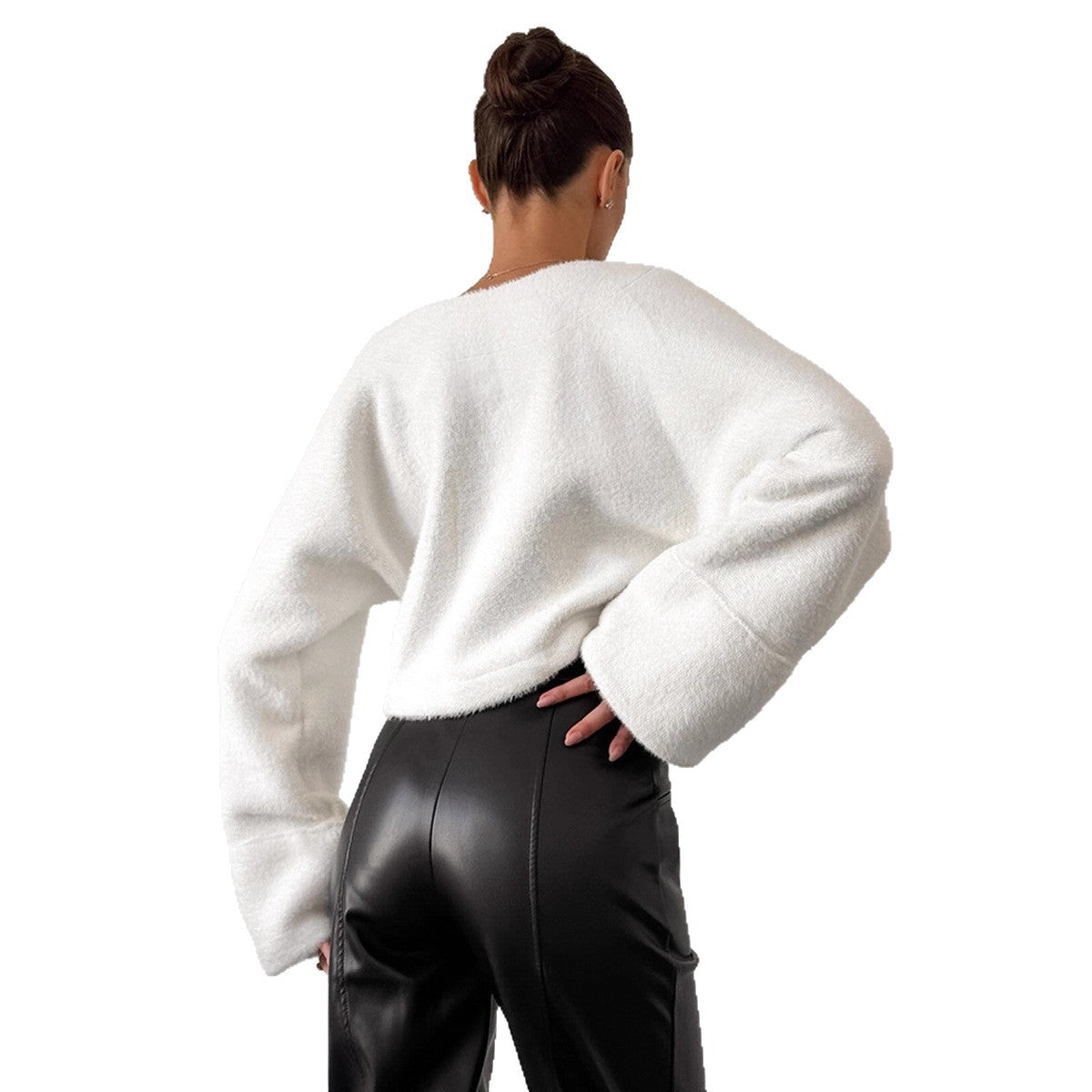 European and American  temperament white woolen jacket women's 2025 winter design short V-neck plush cardigan top