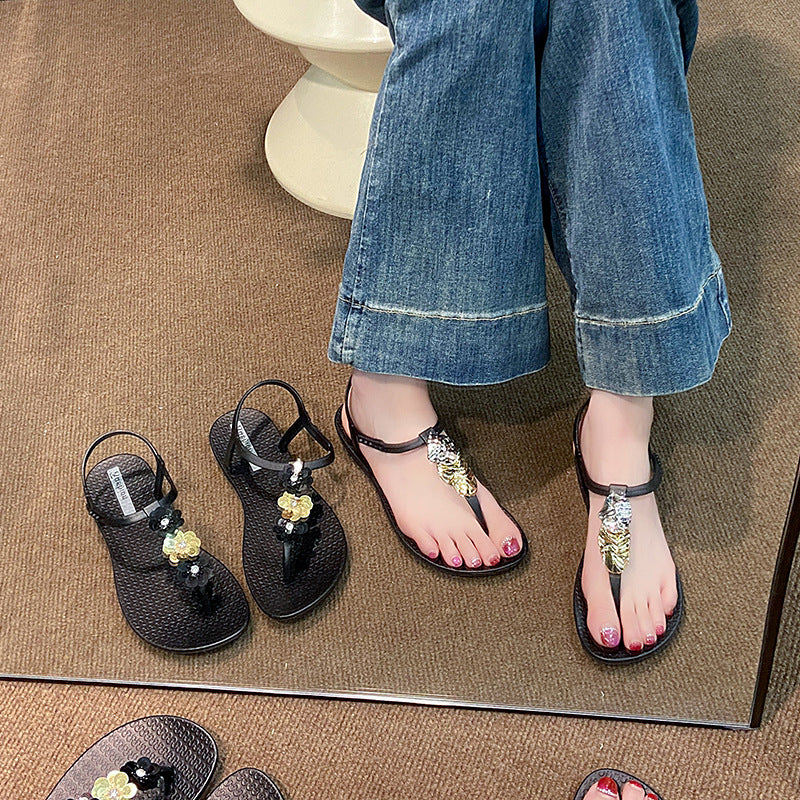 Summer vacation style new arrivalfrench metal buckle sense of design flip-flop sandals for women outwear non-slip soft bottom lightweight cool