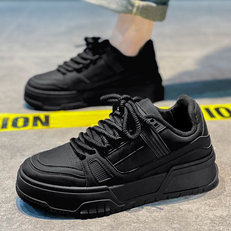 Men's spring/autumn niche design versatile casual solid black skate shoes youth sports thick sole height increasing bread shoes trendy sneakers