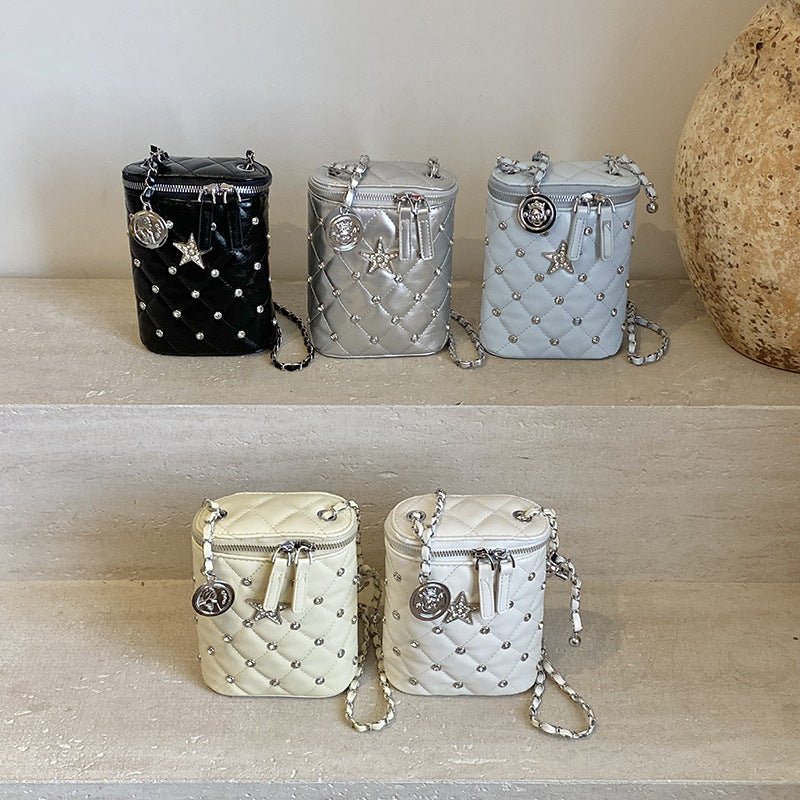 Mobile phone small bag women's 2025 new fashion bright diamond box bag summer simple and versatile foreign style chain messenger bag