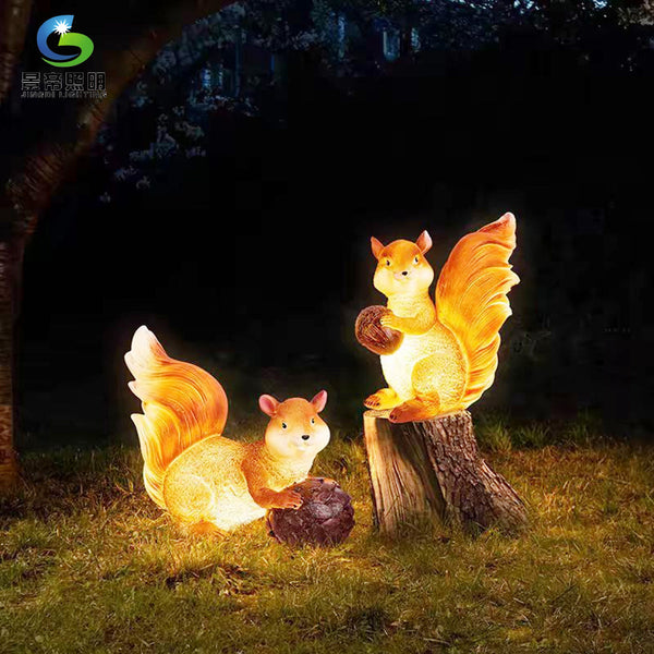 Squirrel lamp luminous solar outdoor decoration simulation animal modeling lamp park lawn courtyard decorative landscape lamp