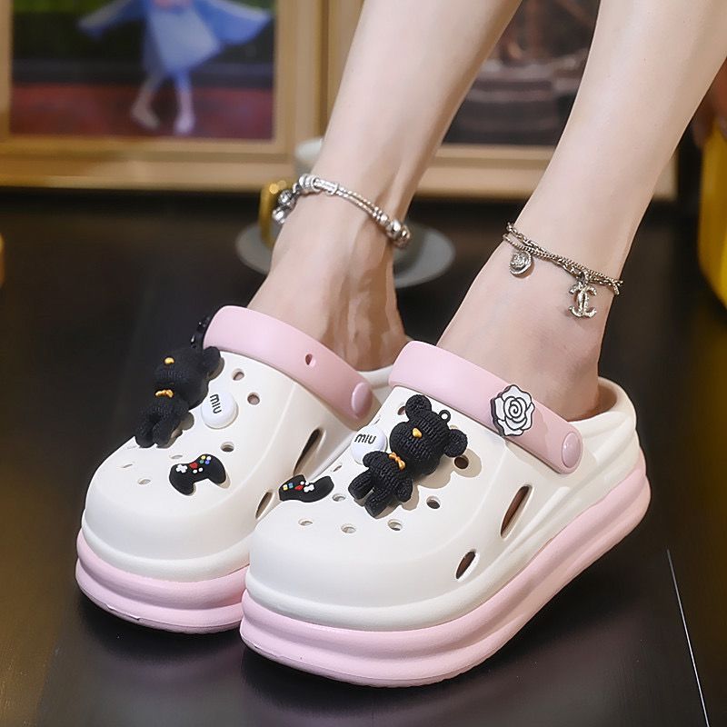 2025 summer new collection: closed-toe slides - trendy, platform, thick-soled, non-slip, wear-resistant clogs & sandals for outdoor wear