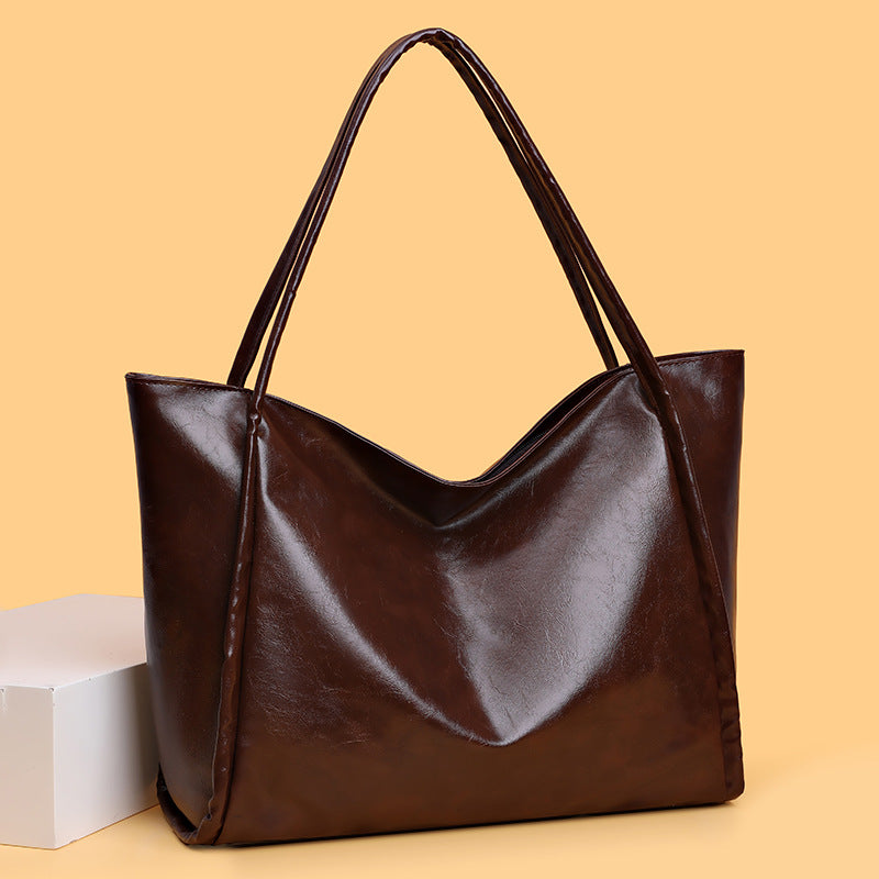 Vintage large capacity bag women's autumn/winter 2025 new trendy niche tote bag versatile shoulder bag minimalist handbag
