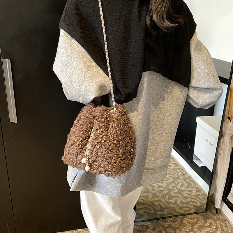 New Chinese style national style bag women's 2025 new niche design chain shoulder messenger bag portable bucket bag