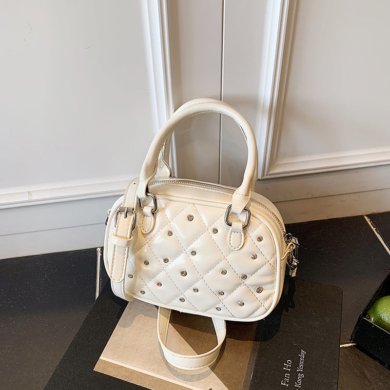 Cross-border niche design portable pillow bag women's rhombus diamond embroidered thread small square bag trendy new fashion messenger bag