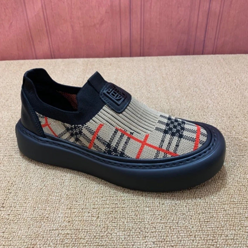 Summer breathable cross-border men's shoes - slip-on casual flat shoes, flyknit mesh sock sneakers for men