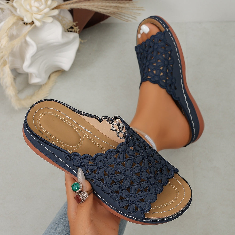 summer new arrival: plus-size women's casual comfort floral cutout slip-on flat sandals - wholesale