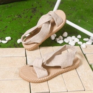 Wholesale women's plus size  new fabric southeast asian straw woven lightweight flat cross-strap sandals for export