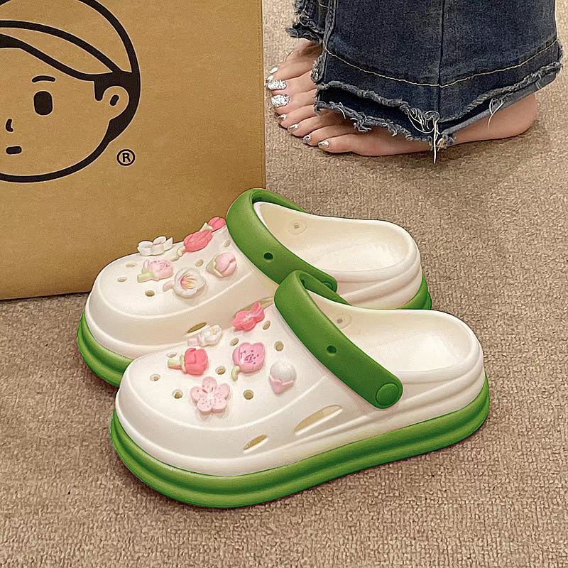 2025 summer new collection: closed-toe slides - trendy, platform, thick-soled, non-slip, wear-resistant clogs & sandals for outdoor wear
