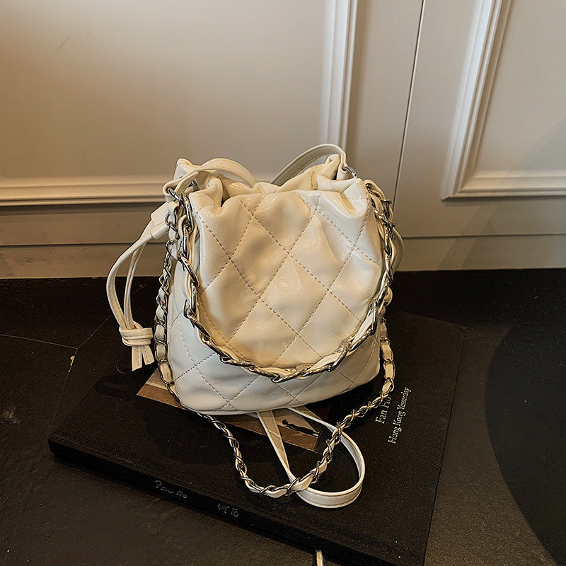 Foreign trade rhombus chain bag women's 2025 new fashion niche summer messenger bag this year popular bucket bag