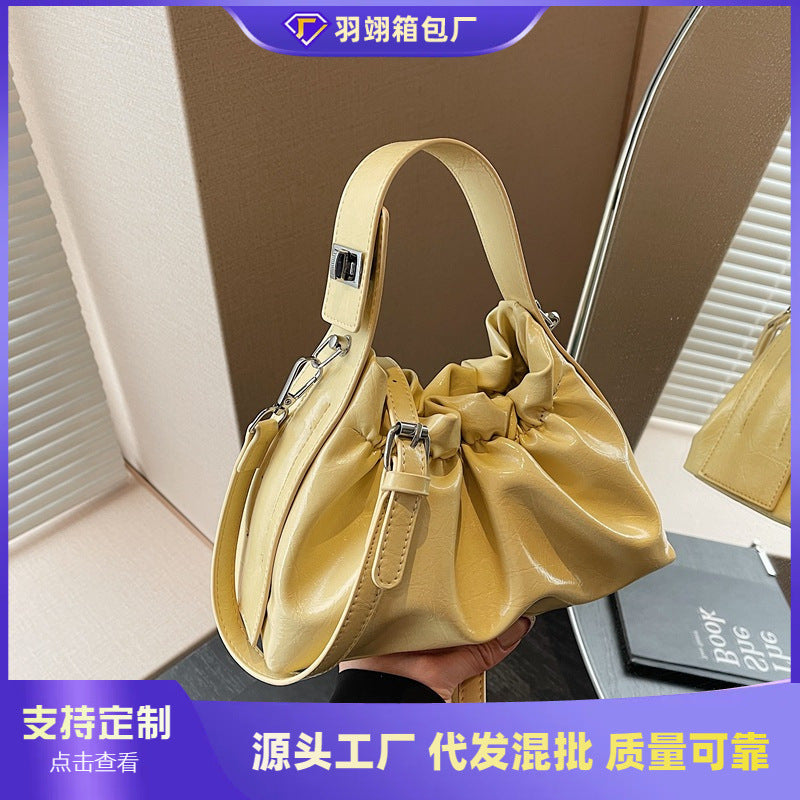 Cross-border niche texture handbag women's 2025 new simple pleated bag summer versatile shoulder messenger bag