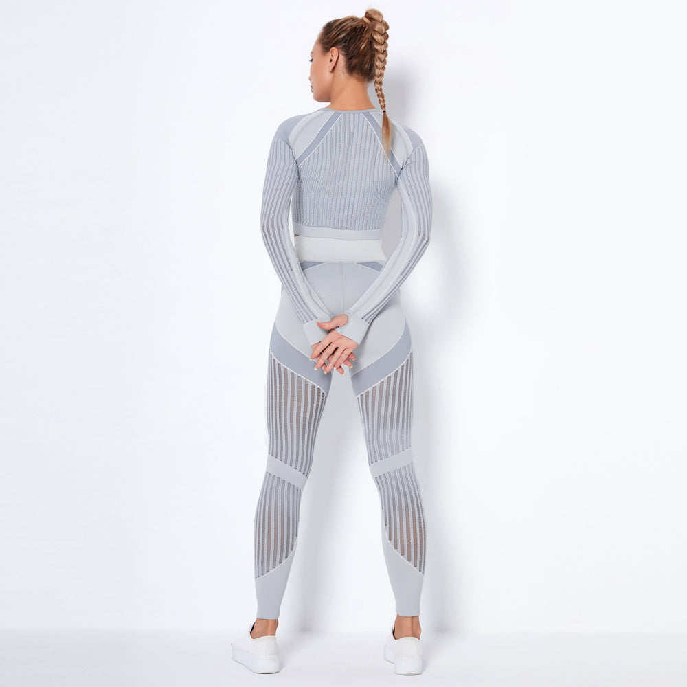 Processing and customization of seamless knitting oem fashionnet celebrity tight butt sports and fitness yoga suit customized upon request