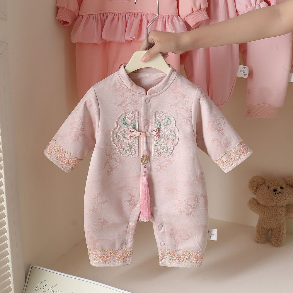 Winter newborn hundred days feng man baby winter clothes baby heattech one-piece clothes one year old dress rompers