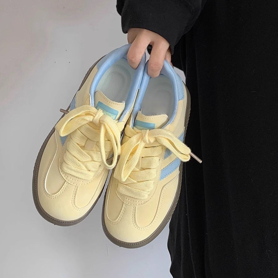 Women's sneakers 2026 new spring/summer thick-soled white shoes, versatile niche style, dopamine training shoes for women