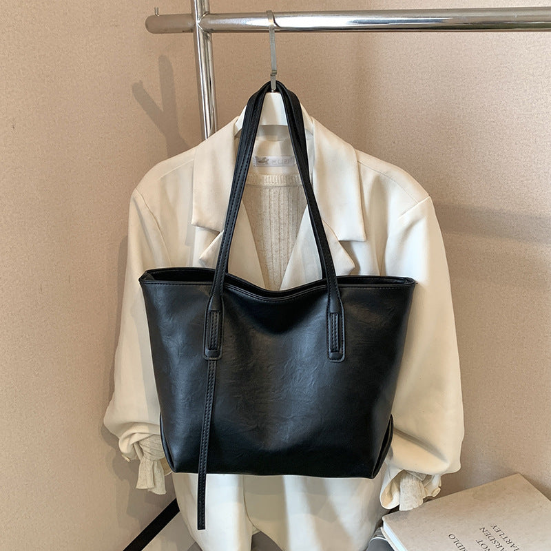 High-end retro soft leather women's bag 2026 new simple tote bag cross-border easiest for matchpure color handbag armpit bag