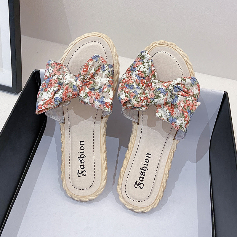 Women's sandals & slippers - 2024 summer new arrivals: floral print, bow accent, trendy korean style, versatile flat beach flip-flops