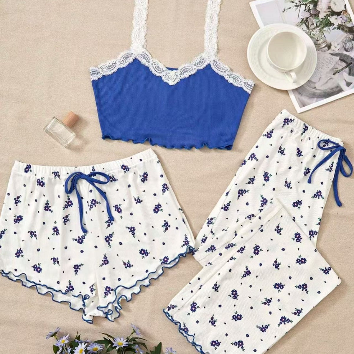 Sexy floral pajamas women's summer lace suspenders three-piece set short trousers girl suit cute women's loungewear