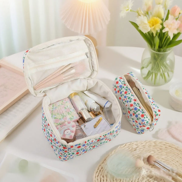High-value new floral cosmetic bag, large-capacity student cosmetics clutch bag, niche portable washing and storage bag