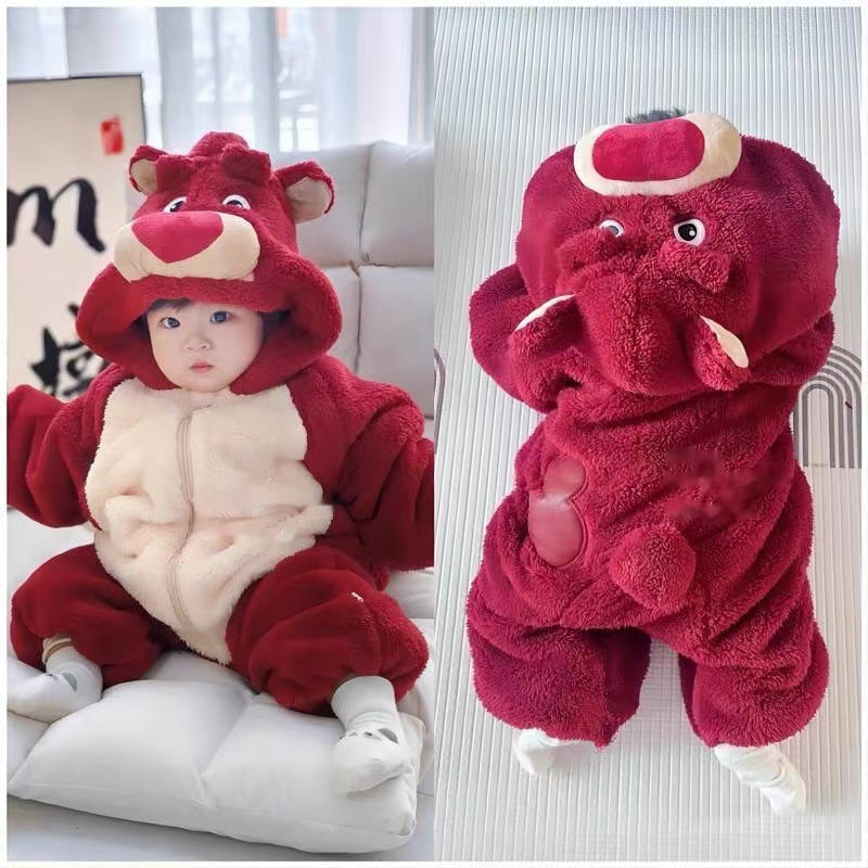 Baby winter thickened onesie - boys' fleece-lined cotton jumpsuit - super cute strawberry bear design for outdoor crawling