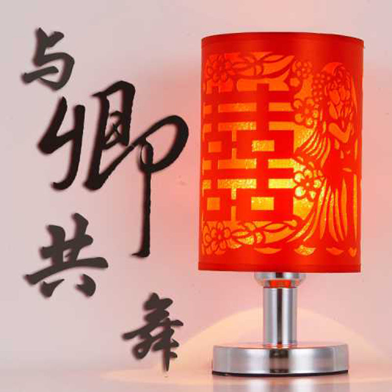 Wedding table lamp, wedding new room bedroom bedside lamp led night light creative lamp simple modern gift lamp warm