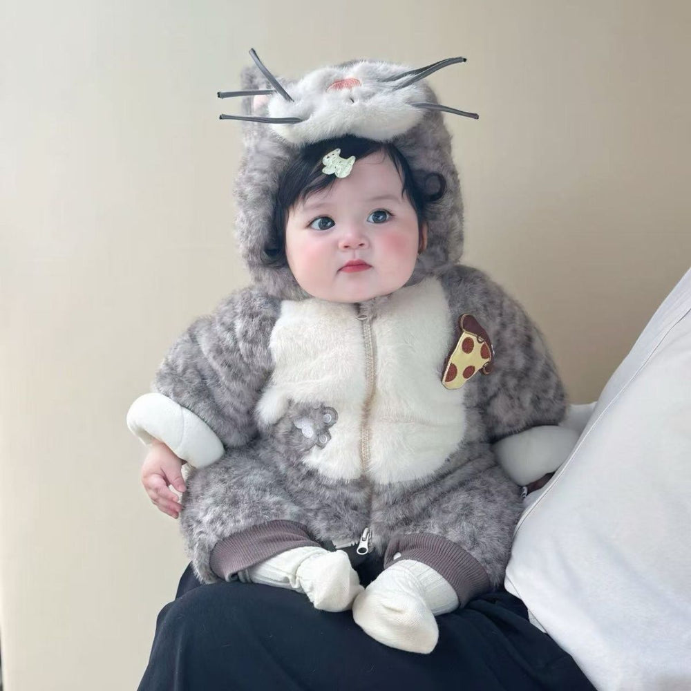 Winter clothing for men and women, baby heattech rompers, baby onesies, thickened newborn cute super cute outing clothes