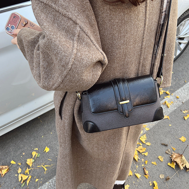 New high-texture French retro shoulder bag temperament versatile commuter bag niche design color matching fashion underarm bag