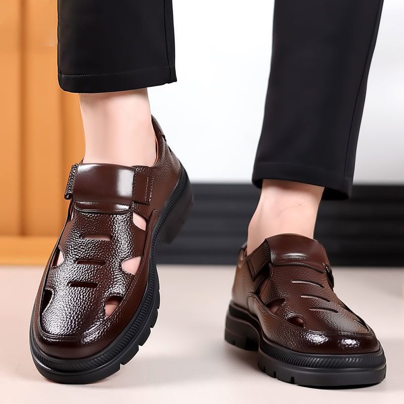 Special big salemen leather shoes summer new chinoiserie lightweight soft bottom crocs shoes breathable cut out men's shoes men sandals