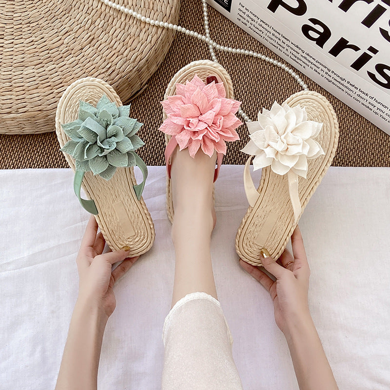 Women's summer outdoor fashion floral flip-flops - non-slip soft sole beach sandals
