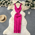 Goddess-style elegantsense of designstereo flower suspender v neck silmslimming look hip-hugging knittingdress2025 summer