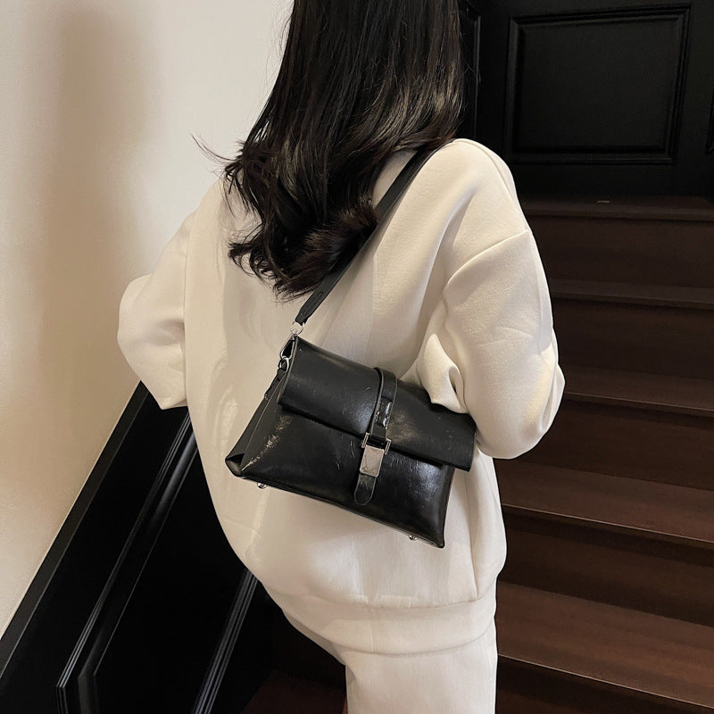 Retro casual commuter small bag women's simple versatile shoulder bag 2025 spring and summer niche fashion underarm bag