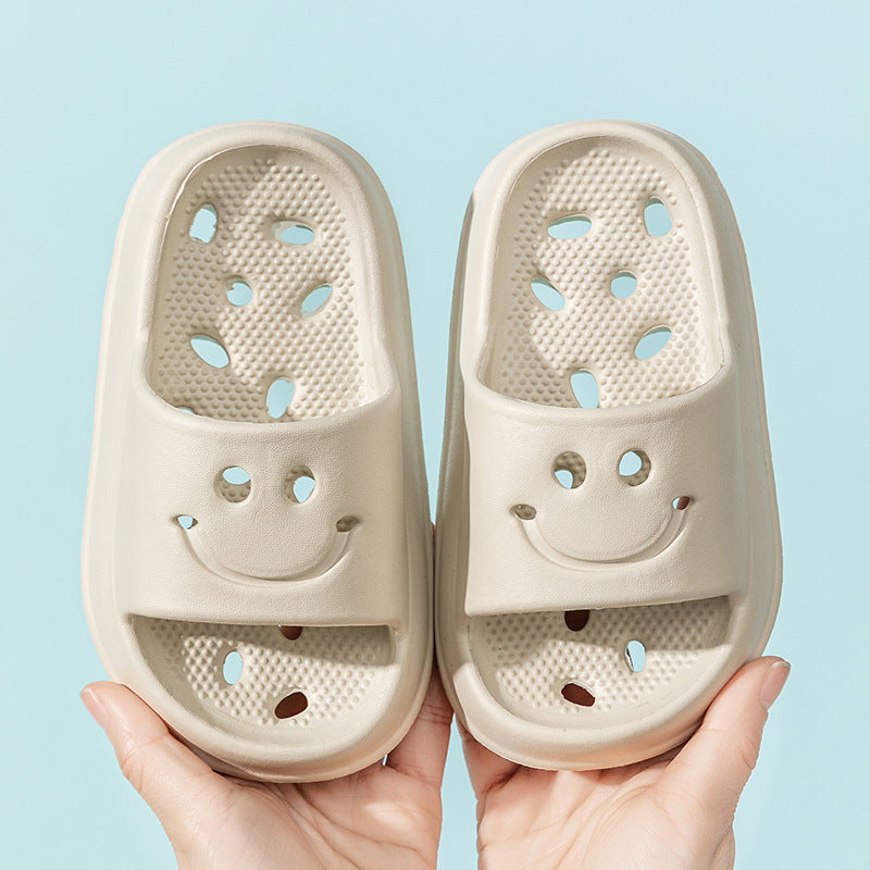 Kids' bath slippers - summer anti-slip hollow-out drainable indoor soft sole slides for boys and girls