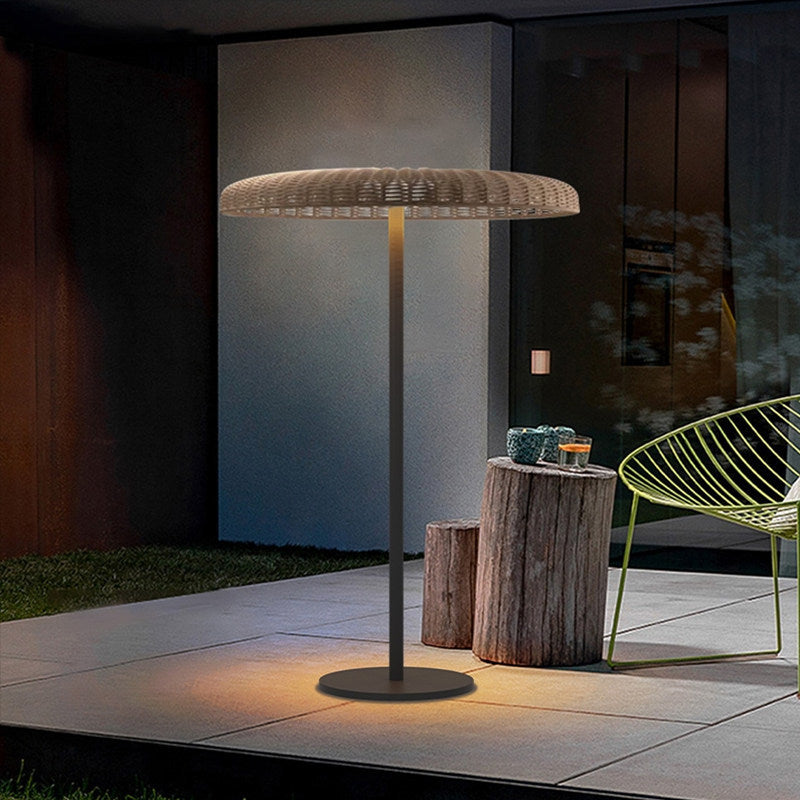 Outdoor waterproof woven solar lawn lamp b&b terrace rooftop restaurant arrangement lamp house courtyard floor lamp