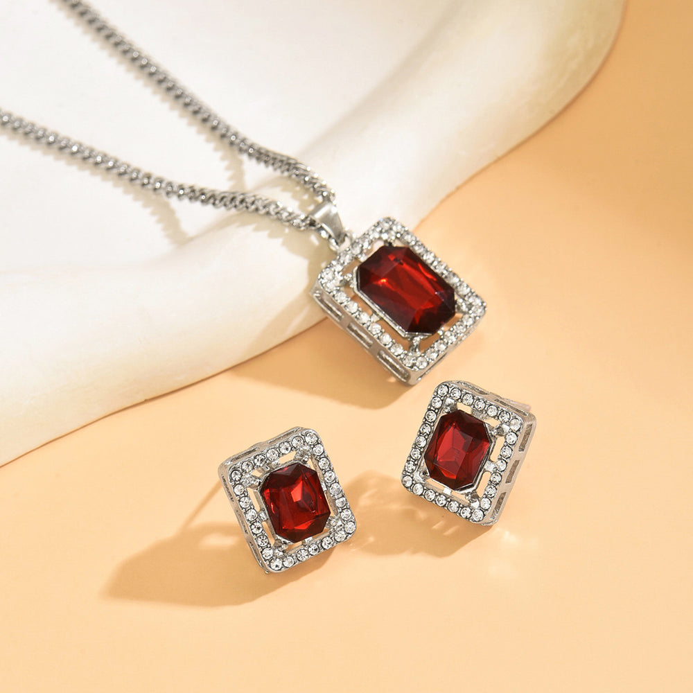 Square diamond necklace and earring jewelry set - european and american niche style, light luxury, high-end, hollow design, elegant jewelry set