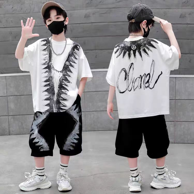 Boys' short-sleeve t-shirt and shorts set - summer loose fit casual kids' fashion brand new  trendy outfit - stylish and cool