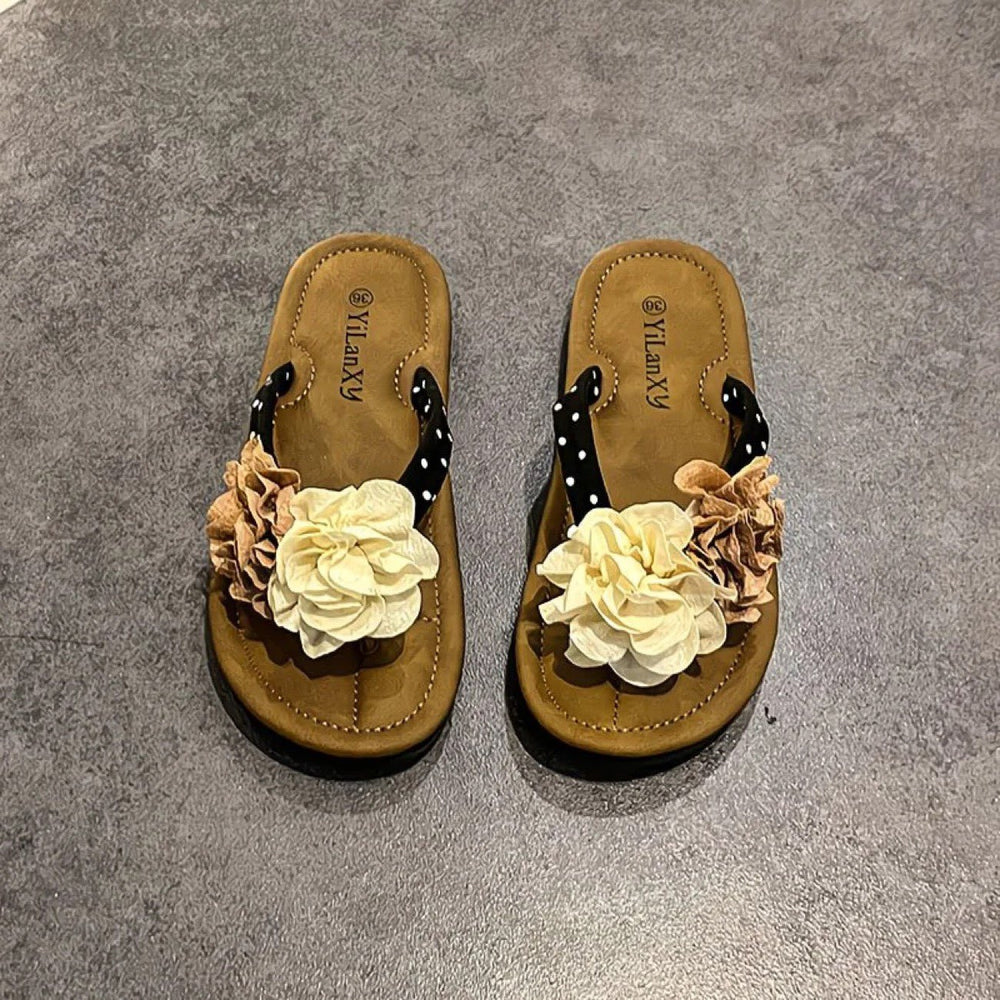 Cartoon cute outerwear flip flops women's summer internet celebrity ins best selling soft beach non-slip women's flip flops