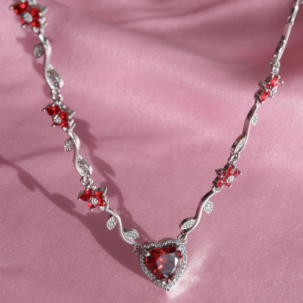 European and american cross-border one arrow through the heart love dagger necklace combination elegant accessible luxury elegant flower clavicle chain for women wholesale