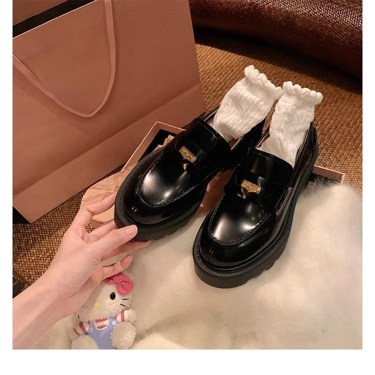 Grape mom's same style retro british style small gold coin single leather shoes thick heel thick sole round toe patent leather slip-on loafers