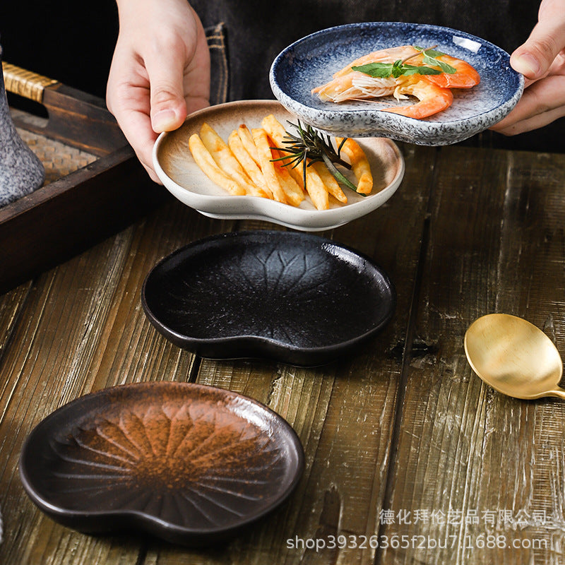 Japanese style dinner plate, dessert plate, cake plate, ceramic creative snack plate, tableware, bone plate, afternoon tea melon seed plate wholesale