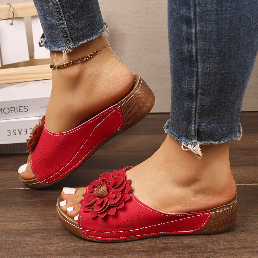 2026 summer new arrival: plus-size platform wedge slides - women's casual floral open-toe slippers, trendy fashion footwear for export