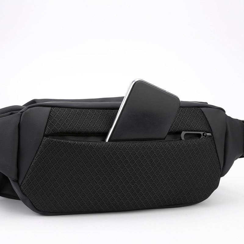 Factory direct sales of new trendy men's breast bags, Korean version of anti-splashing messenger bags, fashionable business men's bags,  special supply