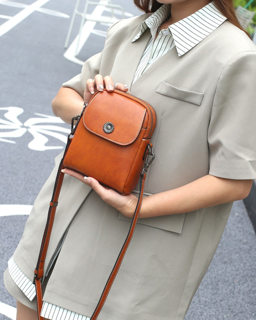 Top grain leather women's bag - 2025 new trendy genuine leather handbag, stylish phone bag, vintage shoulder bag, crossbody bag