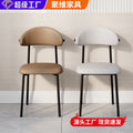 Wholesale luxury dining chairs: leather cushioned casual chairs, direct from the factory. ideal for hotel reception areas and commercial banquet events