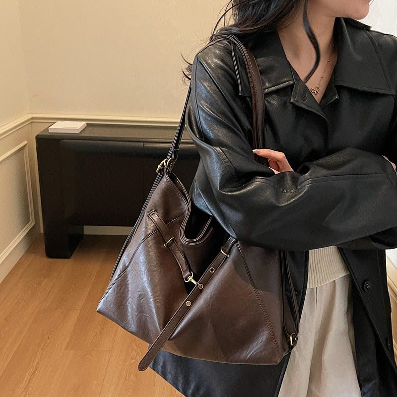 Retro tote bag women's large capacity 2025 new autumn and winter casual shoulder crossbody bag multifunctional backpack