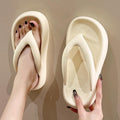 2024new arrival stepping on shit touching flip flops summer women's fashion popularins thick bottom non-slip beach shoes for outdoor wear wholesale