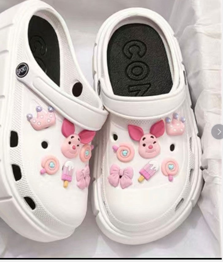 2024 hot style clogs for women wholesale summer outwear cute cartoon toe cap two-wear beach popular height-increasing sandals