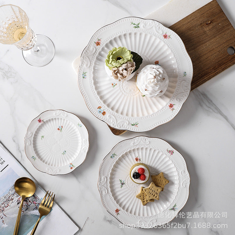 European-style floral dessert plate, three-tier fruit stand, modern display for show homes, creative embossed ceramic plate wholesale
