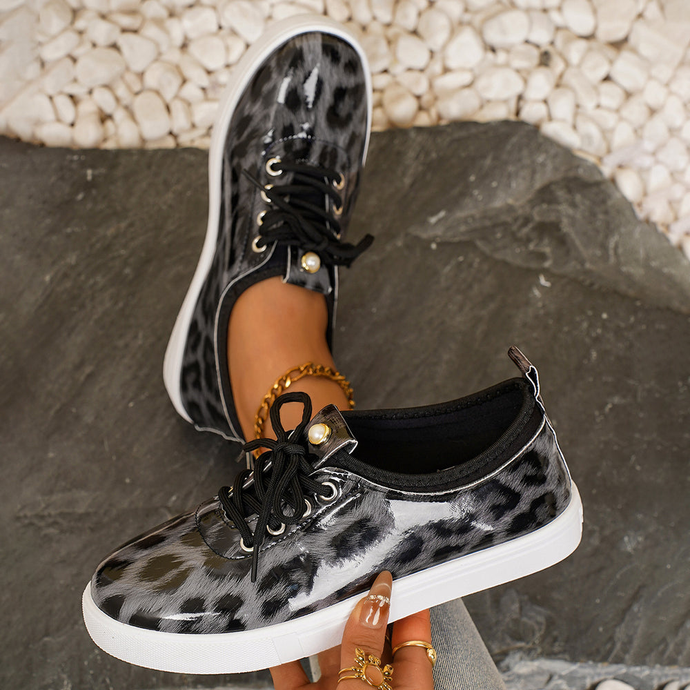 Export cross-border plus sizenew arrival leopard print thick sole sneakers women's waterproofnon-slip sports casual shoes tie backflats