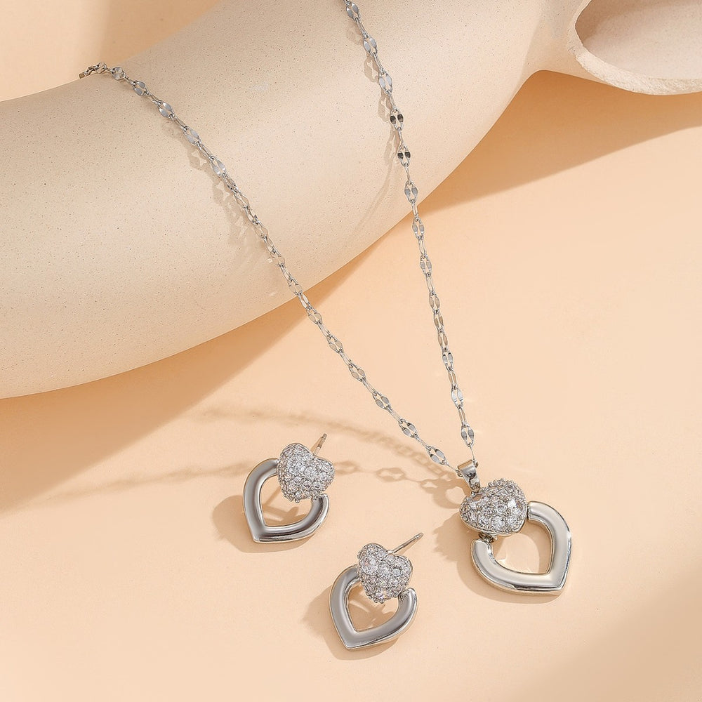 [titanium steel] necklace women's heart high-end versatile cross-border pendant earrings light luxury clavicle chain earrings jewelry wholesale