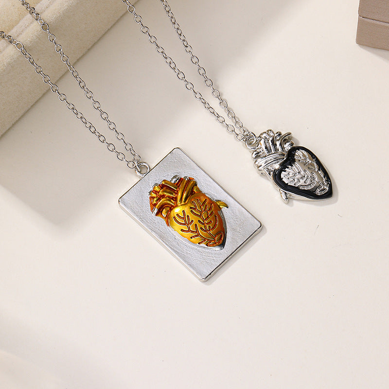 Wholesale couple necklaces - european & american cross-border personalized creative jewelry - women's gold & silver heart hip hop valentine's day gift necklaces
